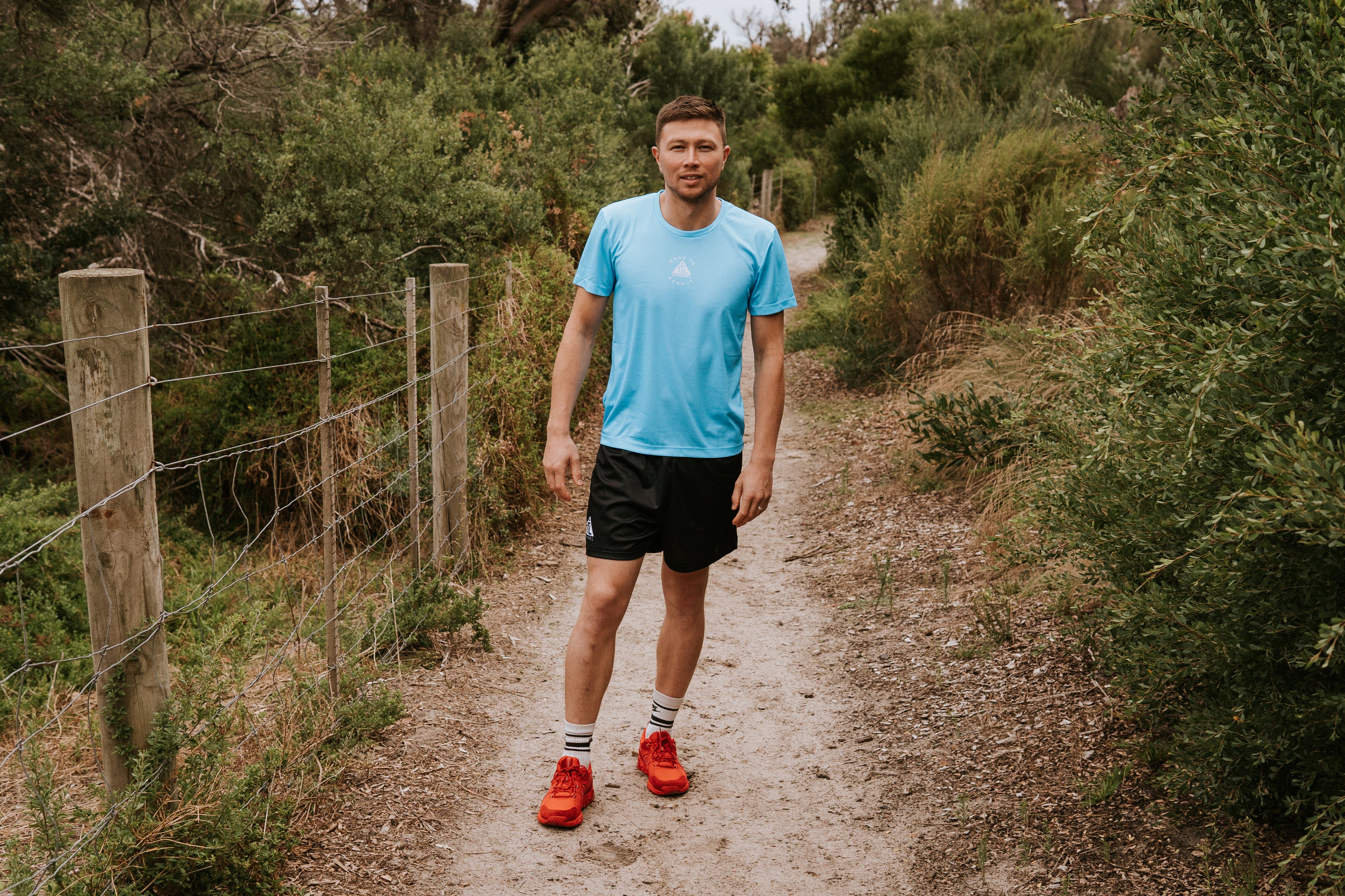 Mens running and training top in sky blue. Made with flexible material that is highly breathable keeping you dry when you work out. Made in Australia from recycled eco-friendly material. 